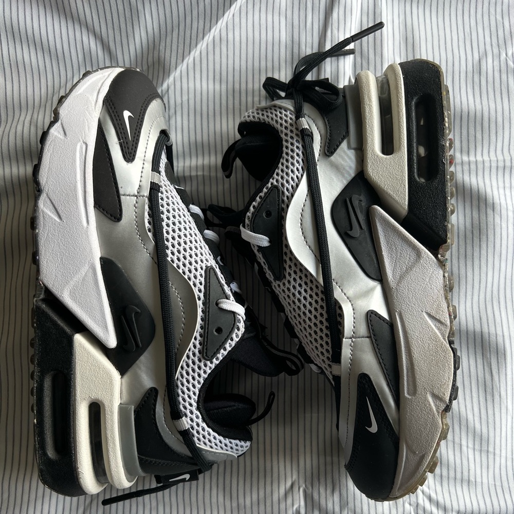 Nike Women’s Air Max Furyosa “Silver Black” Size 7 Women’s